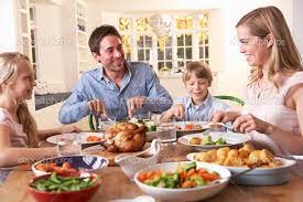 Hábitos saludables de alimentación en familia