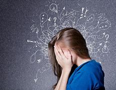 Síntomas de TDAH en adultos: Desorganización, fatiga y más
